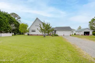 556 Mallard Cove, Roper, NC 27970 - Photo 2