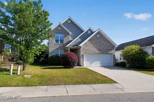 111 High Tower Ln, Aberdeen, NC 28315 - Photo 2