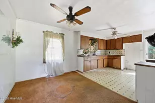 204 W John Thompson Rd, Colerain, NC 27924 - Photo 10