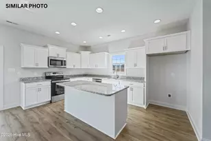 596 Appalachian Trl S, Jacksonville, NC 28546 - Photo 16