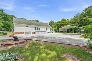 295 Mayberry Ln, Richlands, NC 28574 - Photo 52
