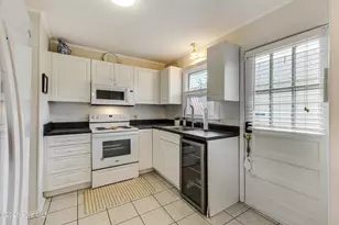 139 NE 39th St, Oak Island, NC 28465 - Photo 16