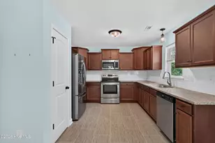 107 Pegasus Pl N, Jacksonville, NC 28540 - Photo 16