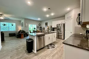 200 Gabrielle St, New Bern, NC 28560 - Photo 2
