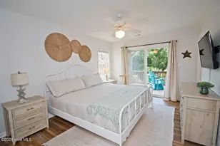 101 Shipwreck Ln E, Emerald Isle, NC 28594 - Photo 20