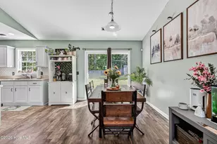 102 Blossom Court, Maple Hill, NC 28454 - Photo 8