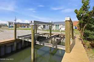 100 E Bogue Sound Dr, Atlantic Beach, NC 28512 - Photo 36