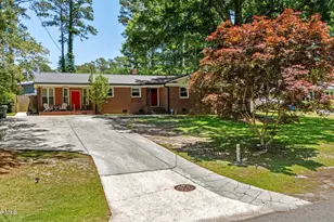 621 Decatur Dr, Wilmington, NC 28403 - Photo 2