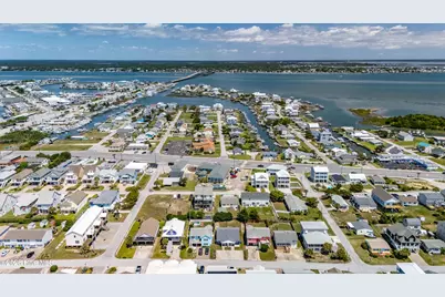 207 E Terminal Boulevard, Atlantic Beach, NC 28512 - Photo 52