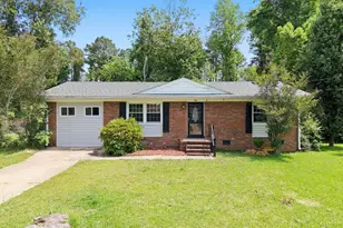 39 Cornell Dr, Jacksonville, NC 28546 - Photo 1