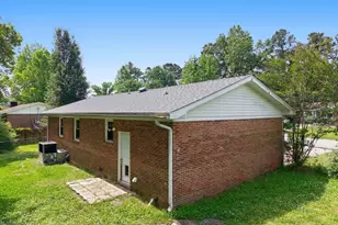 39 Cornell Dr, Jacksonville, NC 28546 - Photo 32