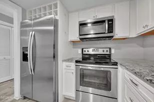 1800 Eastwood Rd, Wilmington, NC 28403 - Photo 12