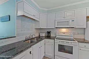 1068 Ocean Blvd W, Holden Beach, NC 28462 - Photo 26