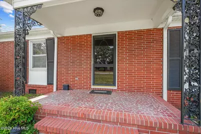 1801 E Azalea Drive, Goldsboro, NC 27530 - Photo 6
