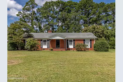 1801 E Azalea Drive, Goldsboro, NC 27530 - Photo 1