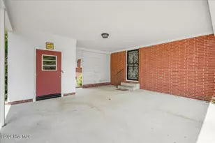 1801 E Azalea Dr, Goldsboro, NC 27530 - Photo 10