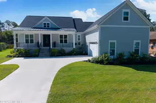 9019 Sedgley Dr, Wilmington, NC 28412 - Photo 1