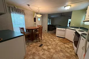 121 S Smith St, Holly Ridge, NC 28445 - Photo 6