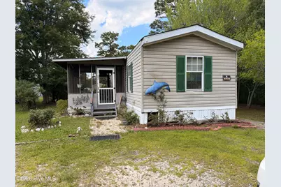 121 S Smith Street, Holly Ridge, NC 28445 - Photo 1