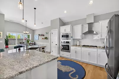 5646 Claremont Court, Wilmington, NC 28409 - Photo 8
