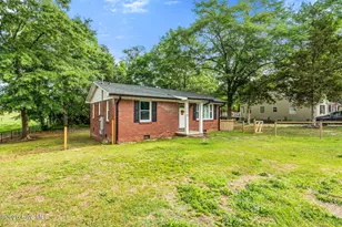 128 Parker St, Rockingham, NC 28379 - Photo 2