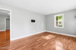 128 Parker St, Rockingham, NC 28379 - Photo 6