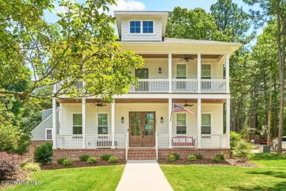 405 N May Street, Southern Pines, NC 28387 - Photo 1