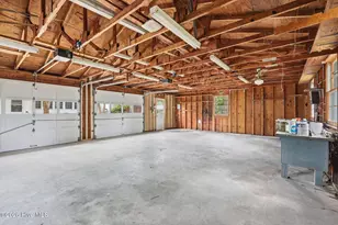 205 E 11th St, Washington, NC 27889 - Photo 38