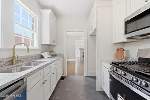 205 E 11th St, Washington, NC 27889 - Photo 10