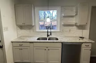 3332 Redfox Rd, Spring Lake, NC 28390 - Photo 6