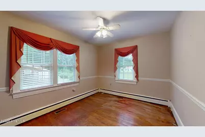 205 W Purvis Street, Robersonville, NC 27871 - Photo 28