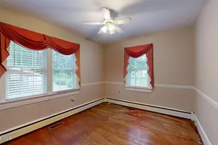 205 W Purvis St, Robersonville, NC 27871 - Photo 28