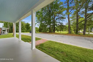 301 W Gale St, Edenton, NC 27932 - Photo 2