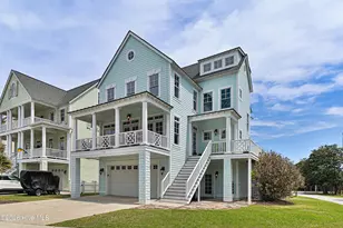 223 Sound Side Dr, Atlantic Beach, NC 28512 - Photo 2