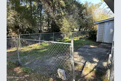 138 Village Court, Jacksonville, NC 28546 - Photo 12