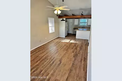 138 Village Court, Jacksonville, NC 28546 - Photo 2