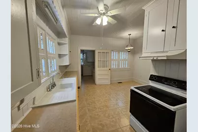 605 W Cutchin Street, Clinton, NC 28328 - Photo 16