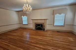 605 W Cutchin St, Clinton, NC 28328 - Photo 14
