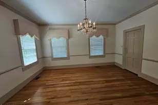 605 W Cutchin St, Clinton, NC 28328 - Photo 12