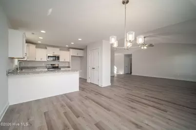 751 Regiment Road, Jacksonville, NC 28546 - Photo 8