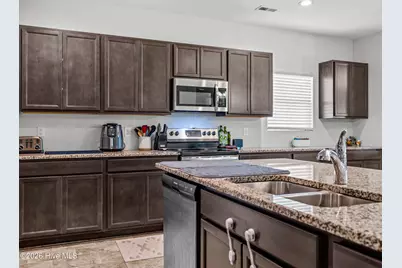 842 Tuscarora Trail, Jacksonville, NC 28546 - Photo 18