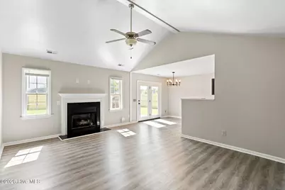 200 Ivy Glen Lane, Jacksonville, NC 28546 - Photo 10