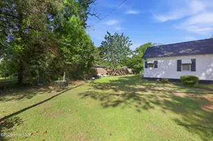 117 Faulk St, Williamston, NC 27892 - Photo 6