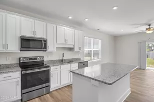 7052 Crew Dr, Leland, NC 28451 - Photo 4