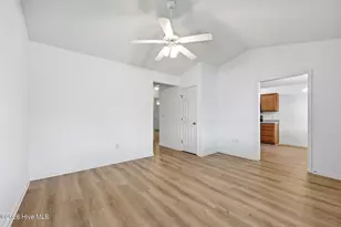 502 Courtyard E, Beaufort, NC 28516 - Photo 8