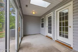 502 Courtyard E, Beaufort, NC 28516 - Photo 6