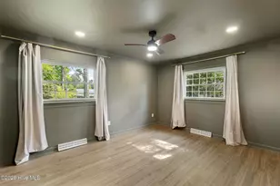 310 E Cliff St, Wallace, NC 28466 - Photo 34