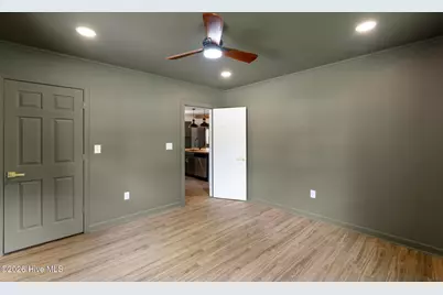310 E Cliff Street, Wallace, NC 28466 - Photo 38