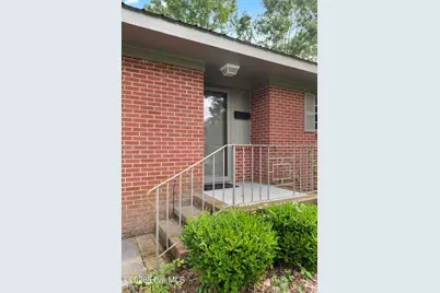 310 E Cliff Street, Wallace, NC 28466 - Photo 4