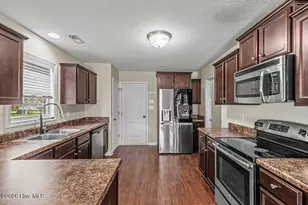 207 Imperial Ln, Jacksonville, NC 28546 - Photo 10